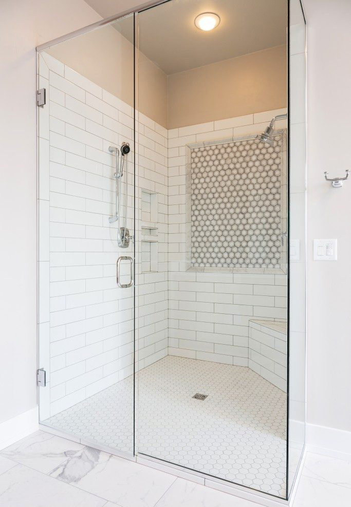 Tempered Glass Clear Shower Enclosure with Stainless Steel Brushed From Foshan