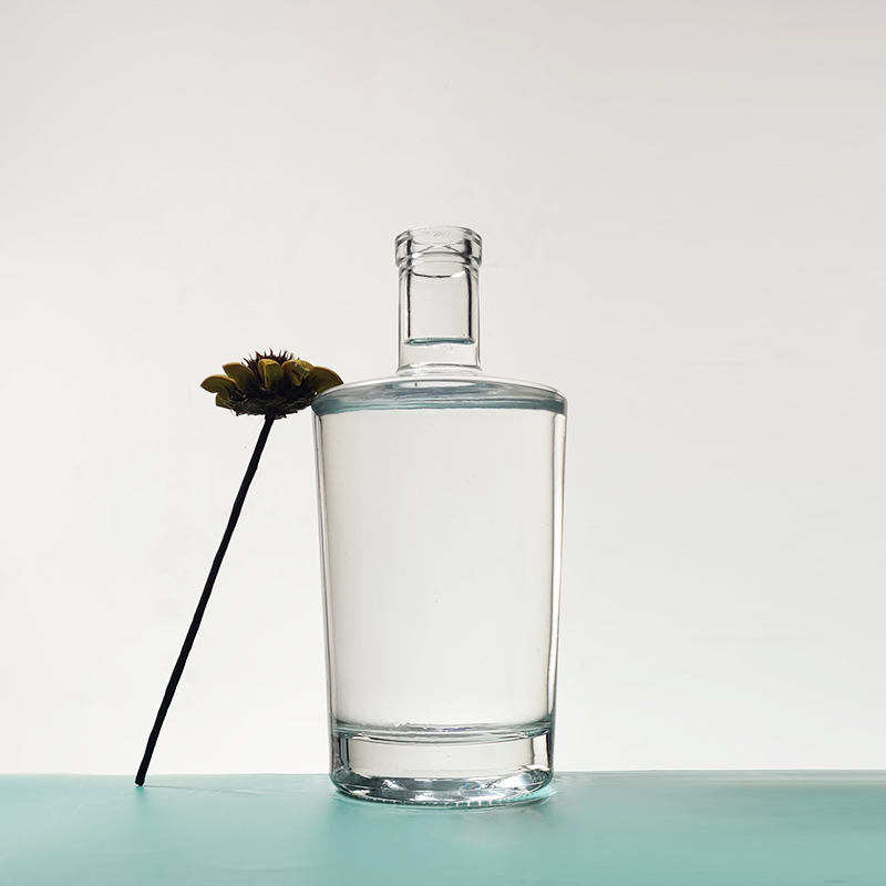 Packaging Glass Liquor Beverage Bottles Empty Bottles Whisky Vodka Rum Gin Olive Oil Bottle Wholesale