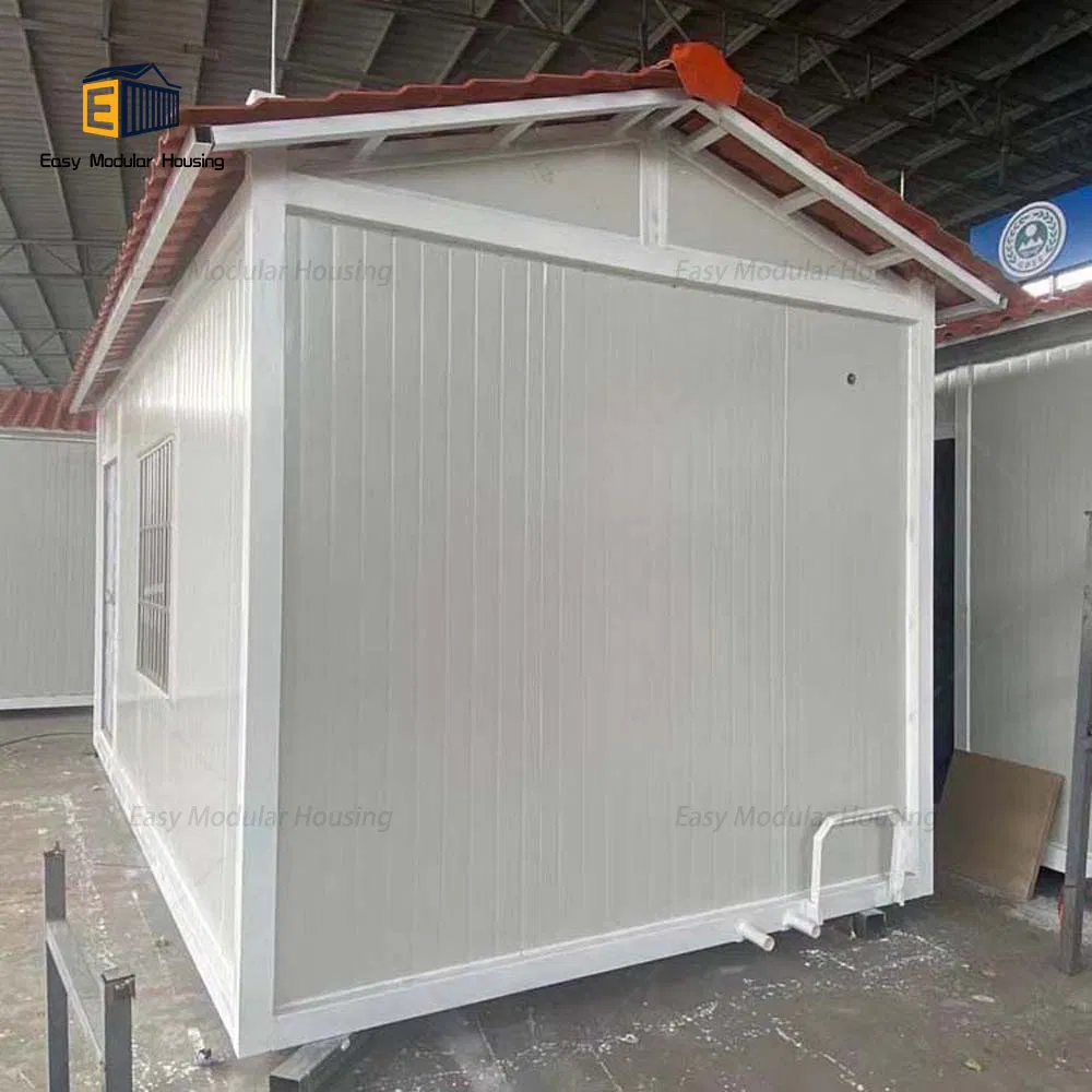 Retail Pre-Fabricated Mobile Hotel Luxury Collapsible Bar Solar Useds Poultry Farm House