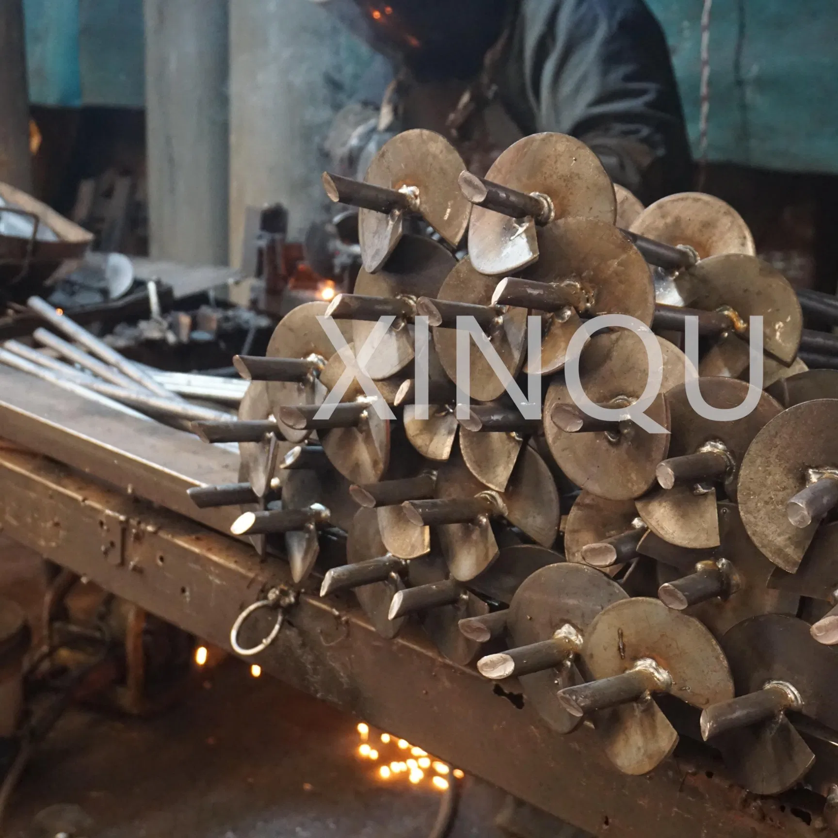 Грунтовая анкерная плита с квадратным основанием