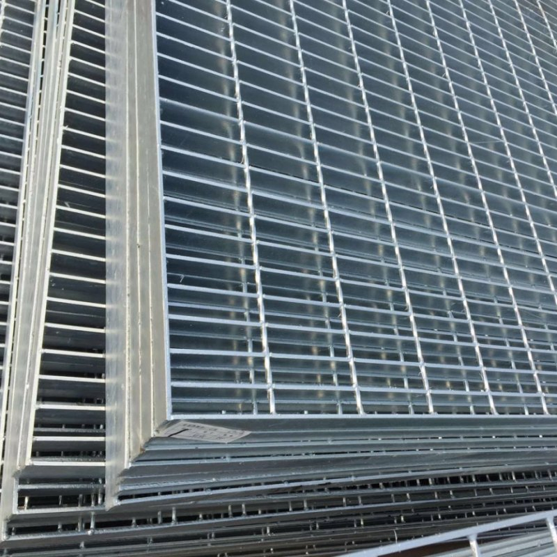 Premium Galvanized Steel Grating Walkway for Enhanced Durability