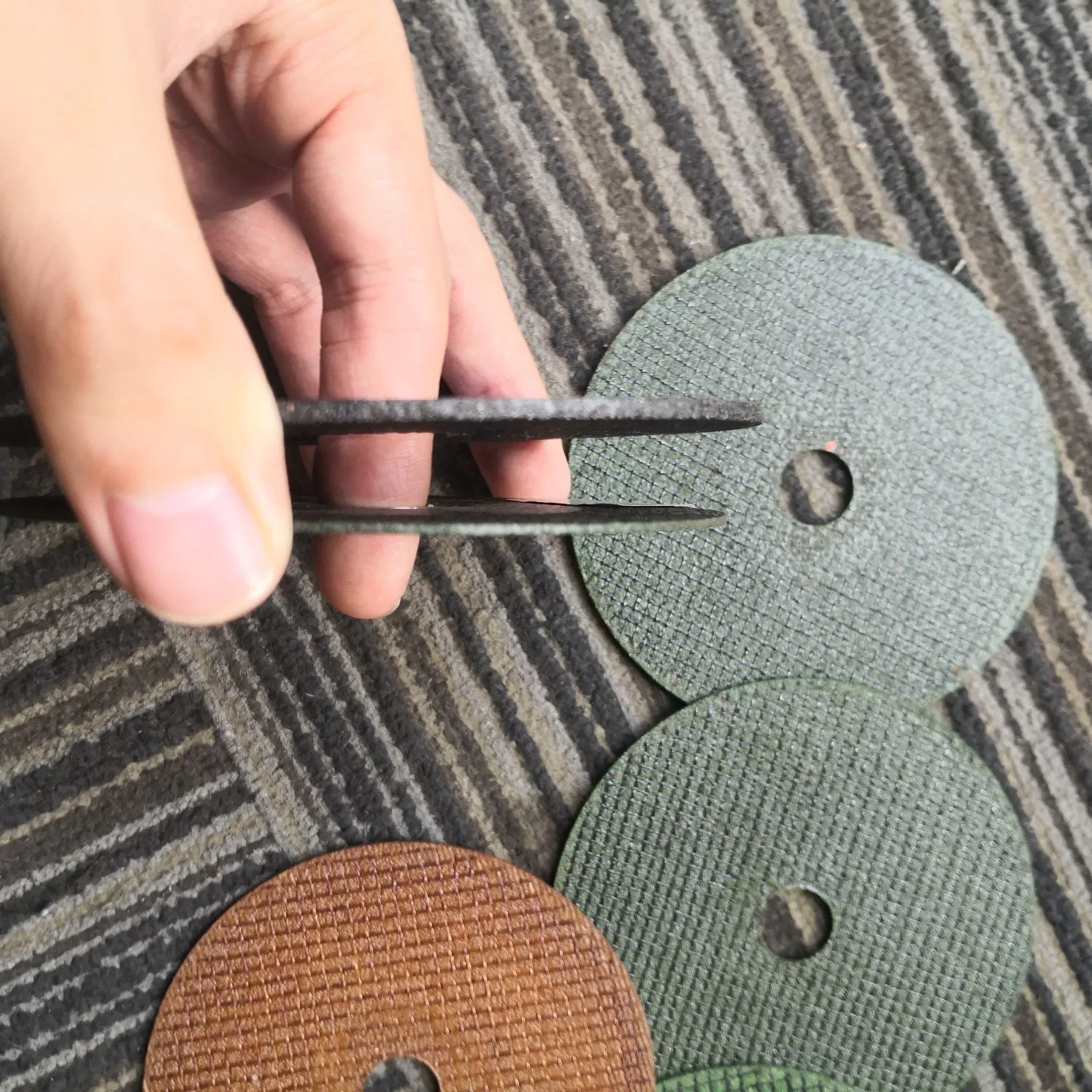 Factory Outlet High Quanlity 115*1.2*22.2mm Cut-off Wheel Cutting Disk for Angle Grinder