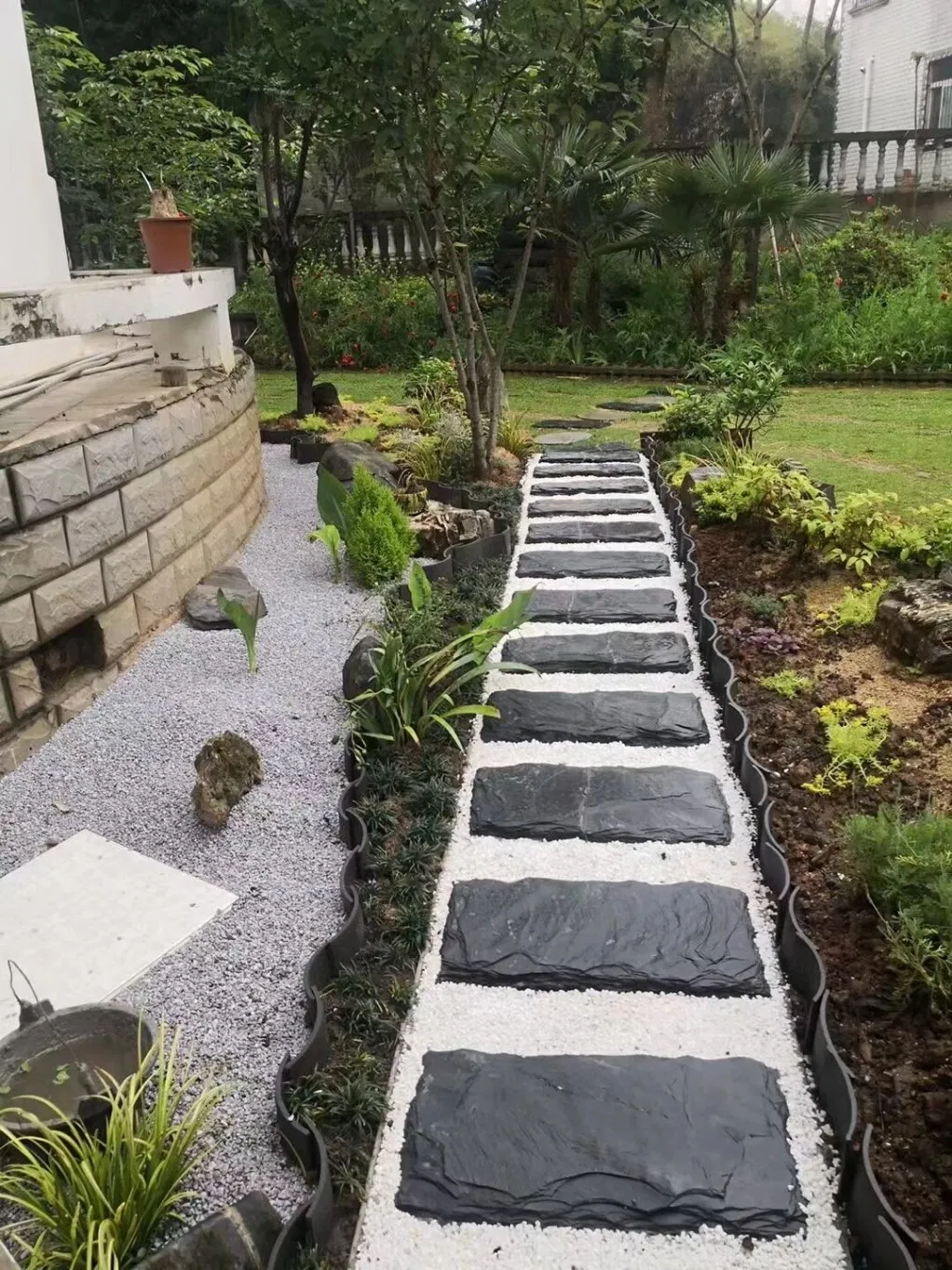 Custom Black Slate Paving Stone Outdoor Garden Stepping Stones Wholesale Slate Stepping Slate Tiles for Garden Decoration
