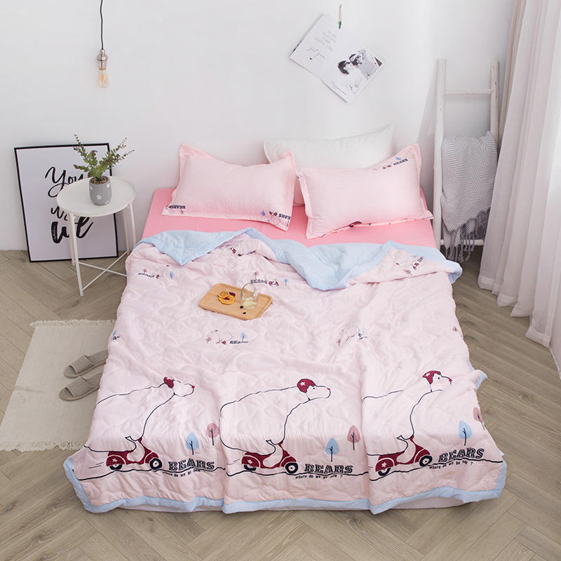 Super Soft Pre Washed Microfiber Covering Poly Fiber Filling Thin Summer Ultrasonic Heat Emboss Bedspread Set