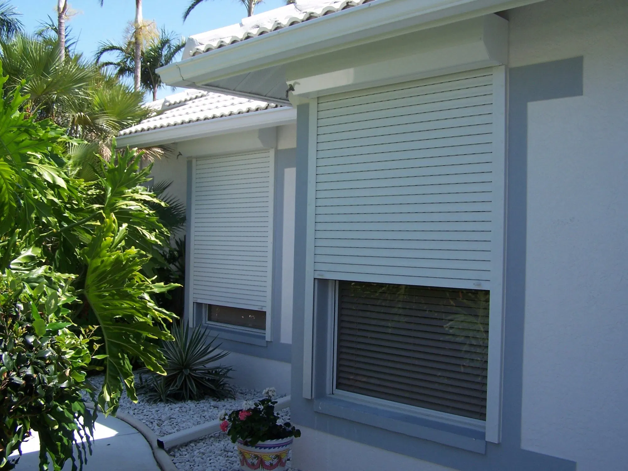Good Quality Aluminium Hurricane Shutter (HS05B)