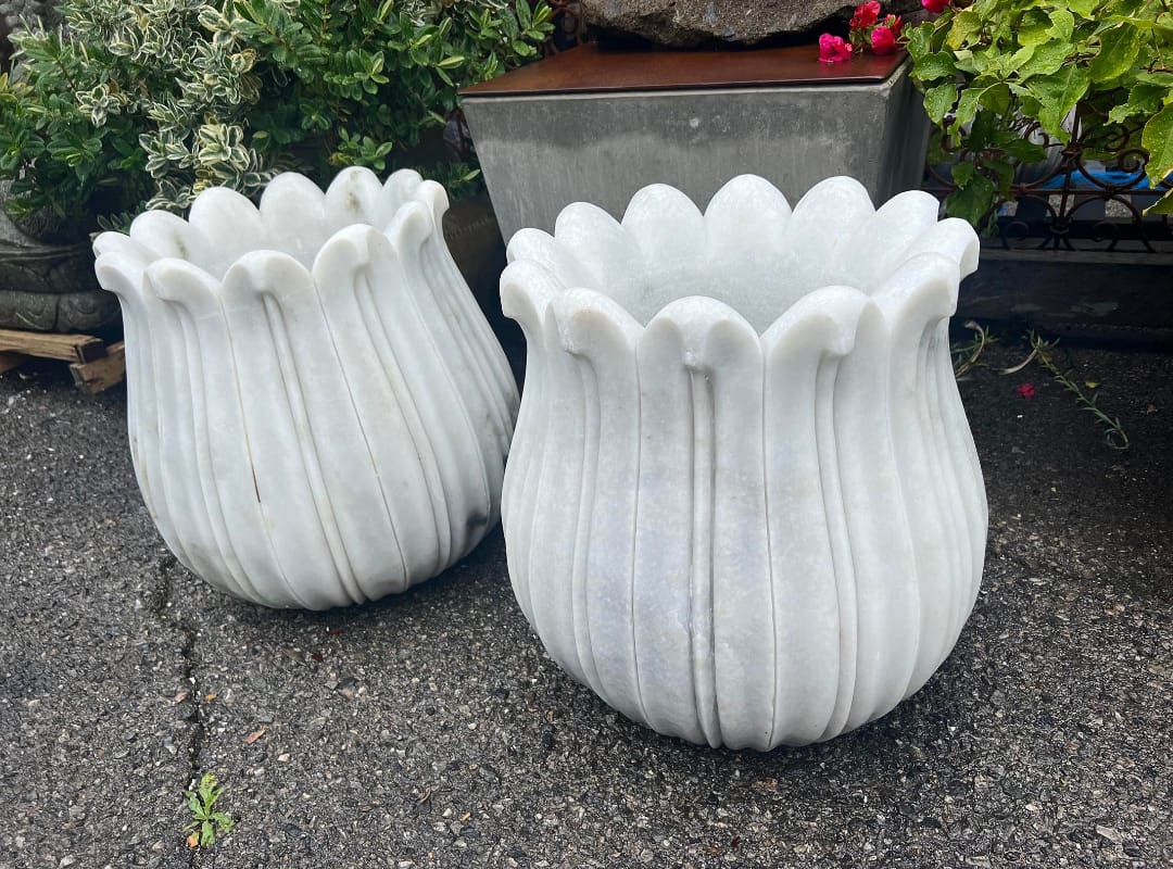 Декор садовый мраморный белый большой