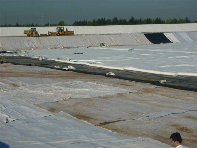 Geosynthetic Clay Layer Waterproof Geosynthetic Clay Liner (GCL)