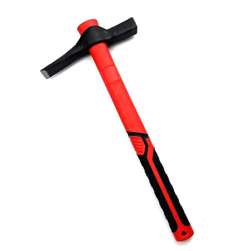 High Quality Garden Pickaxe Tool for Efficient Gardening Use