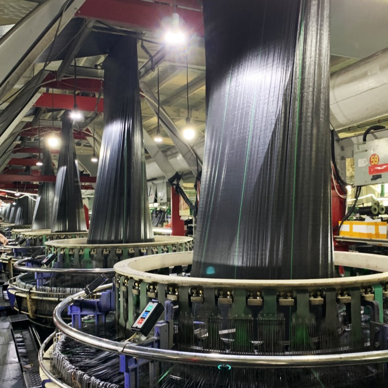 Durable Landscape Fabric Weed Barrier Mat for Garden and Agriculture