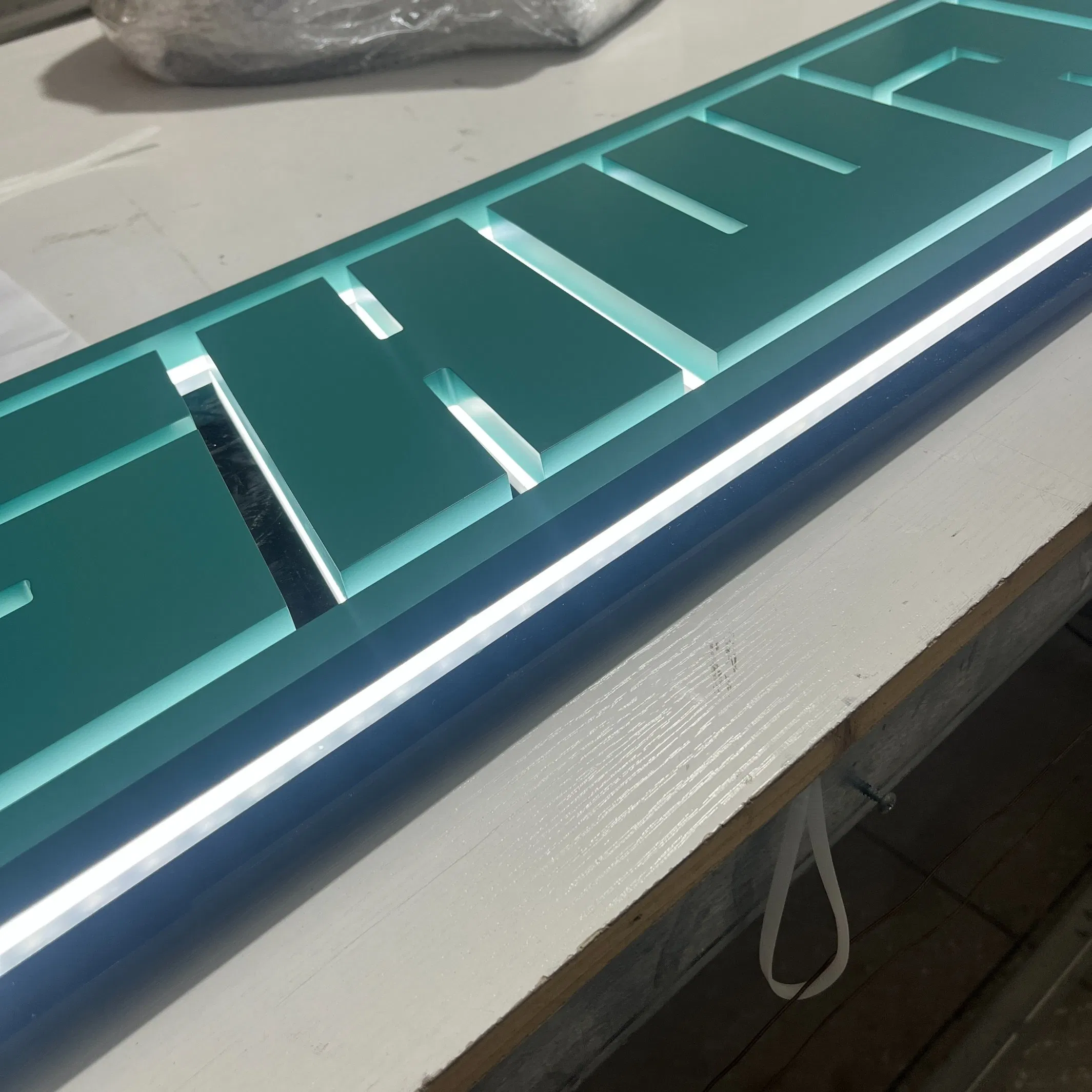 Waterproof 25mm Thickness Mini Acrylic Sign with Acrylic Backpanel