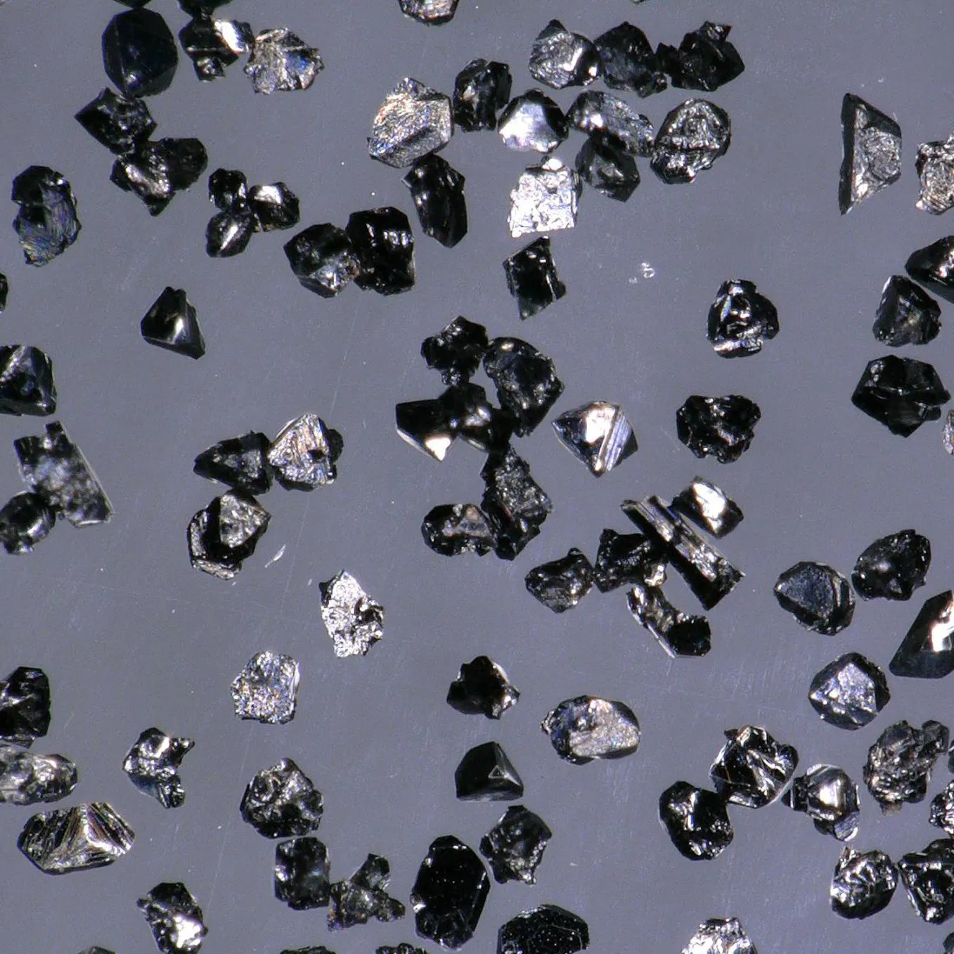 Cubic Boron Nitride Powder CBN Superabrasive Powders Amber Color