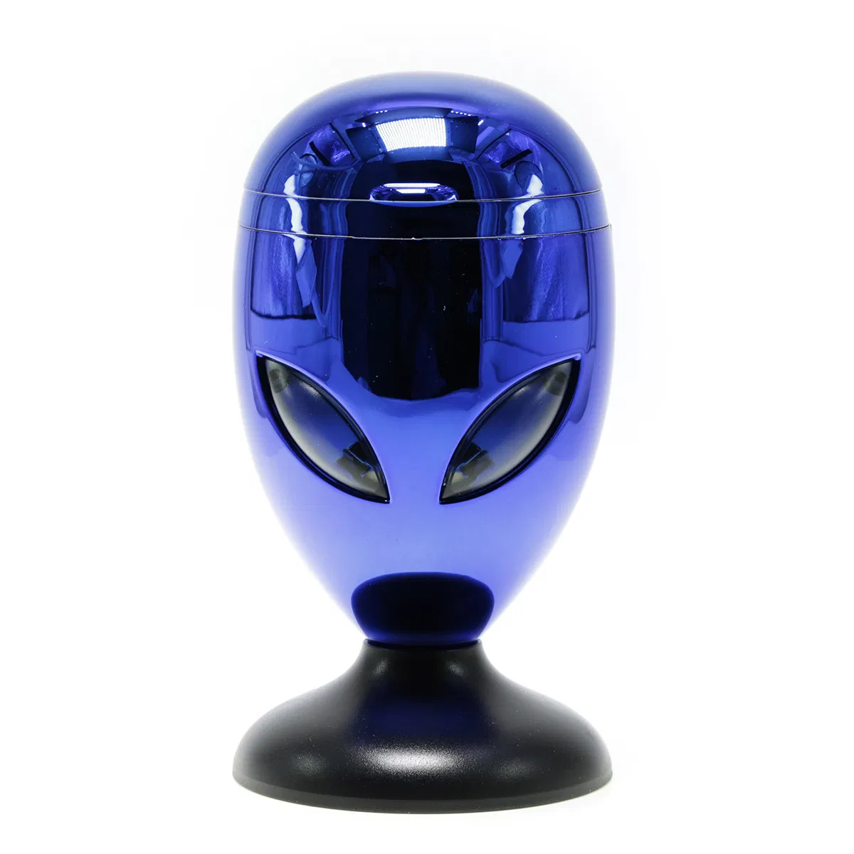 Smoking Accessories Personalized Car Ash Tray Holder Plastic Tinplate Portable with Light Alien