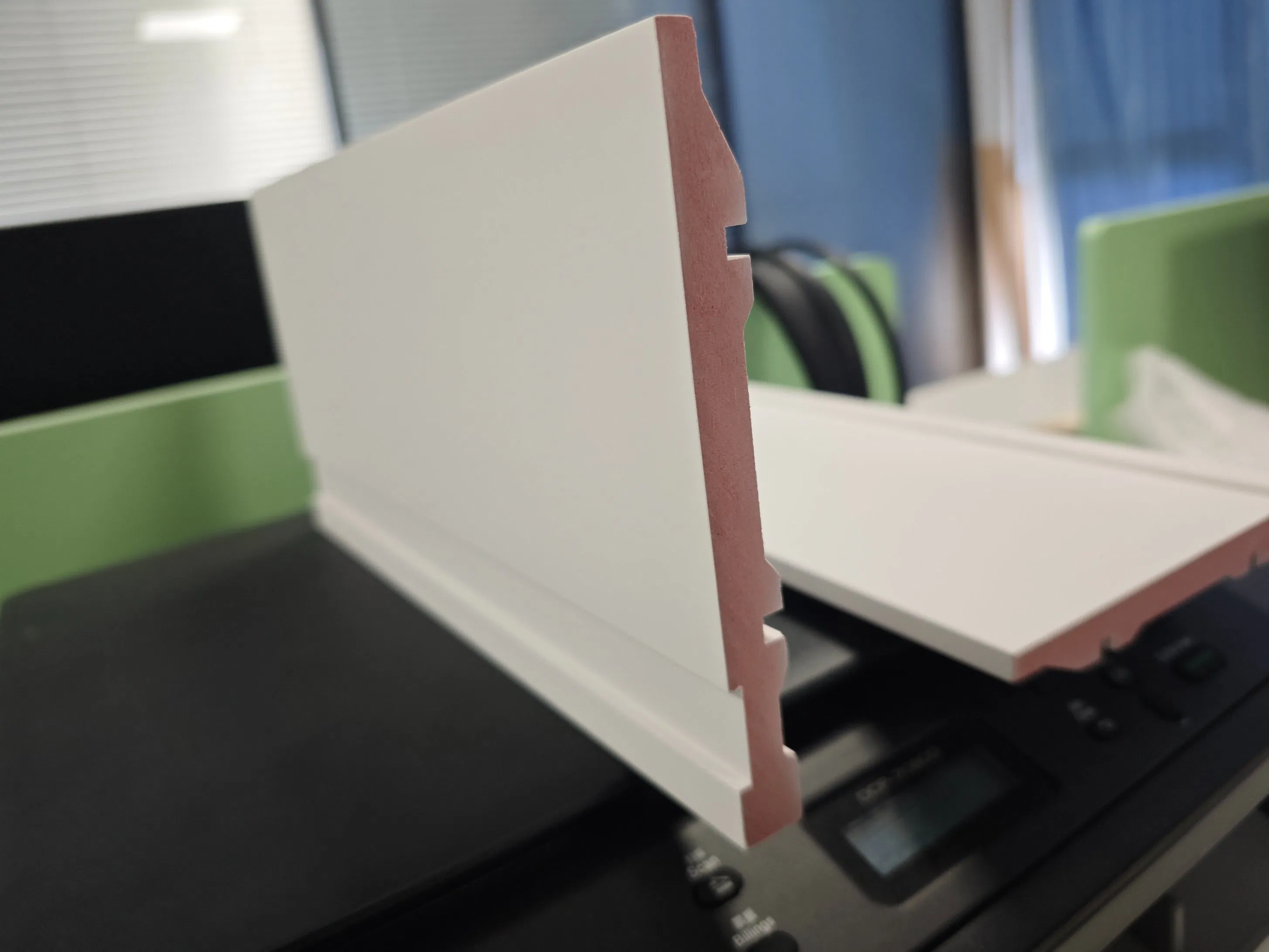 Primed Flame Retardant MDF Skirting Board Wood Moulding