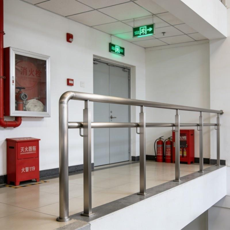 Weather Resistant Stainless Steel Railing Fence for Outdoor Installation