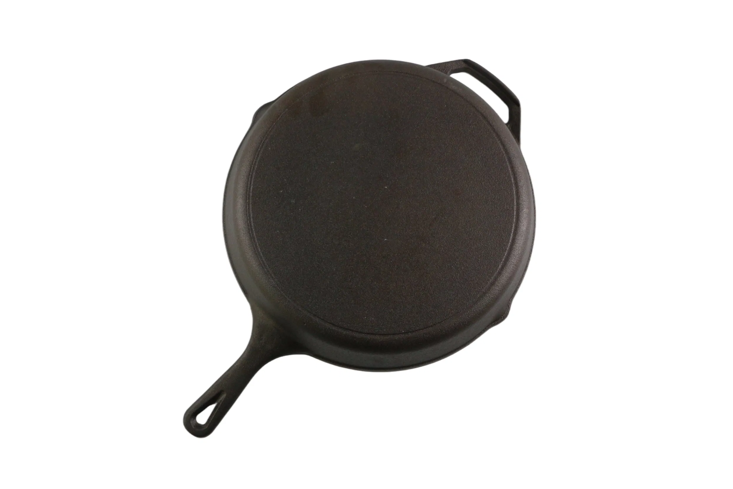 Чугунная сковорода с одной ручкой, предварительно прокаленная