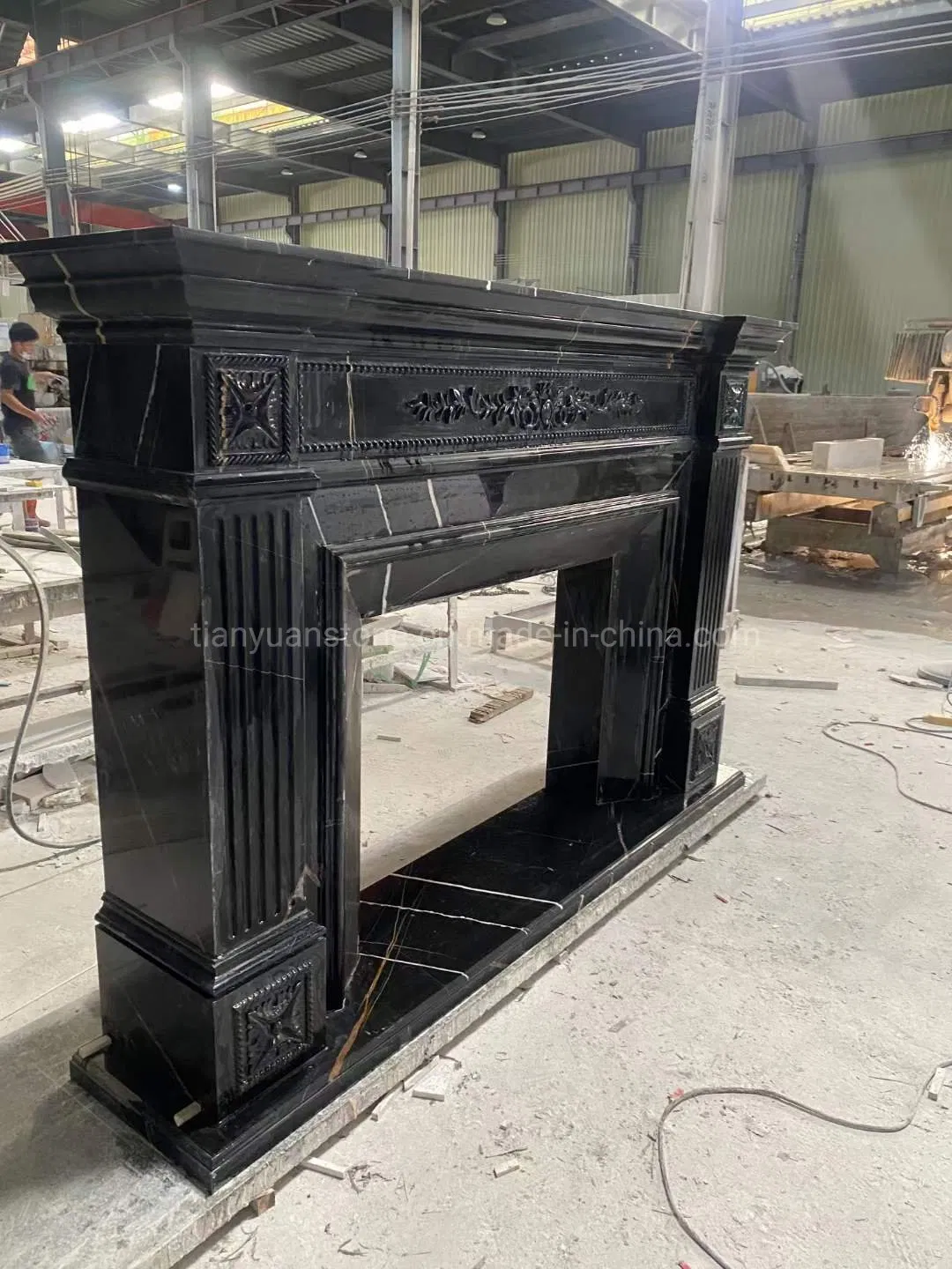 Hand Carved Decorative Natural Gold Black Classic Column Marble Fireplace Mantles