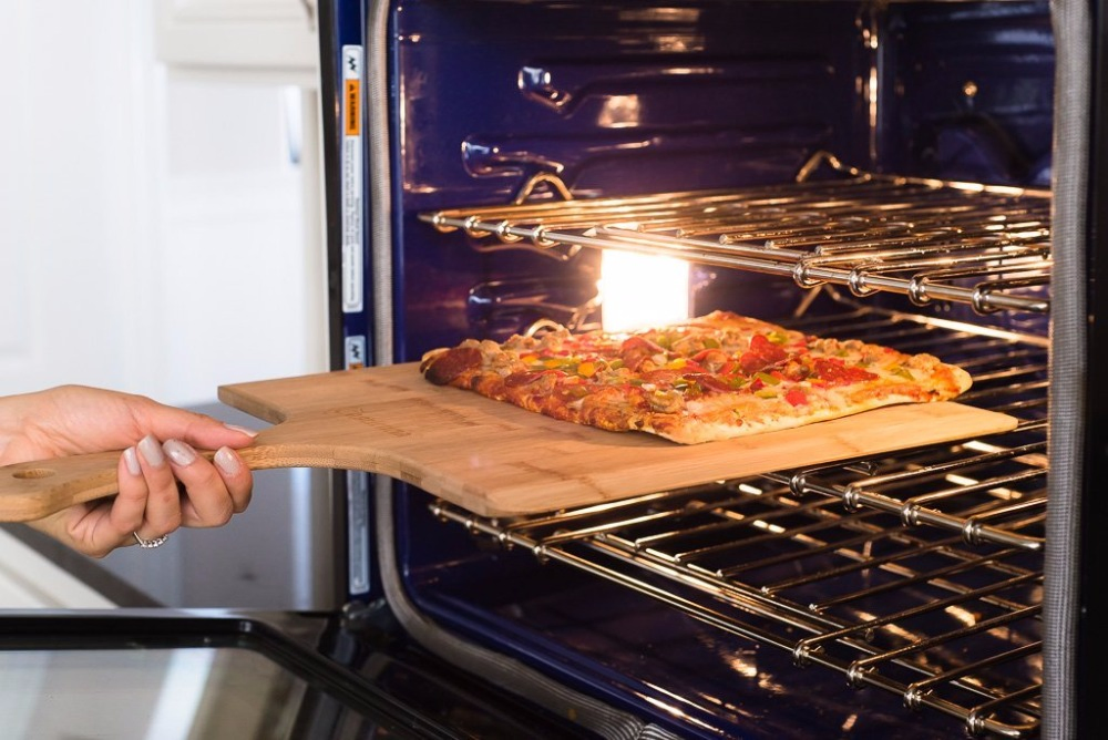 Бамбуковая лопатка 16 дюймов для пиццы и выпечки