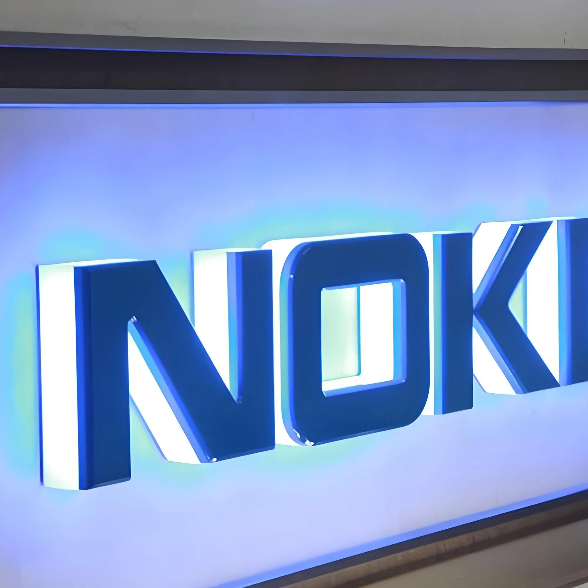 Customizable LED Acrylic Letter Signs for Brand Identity