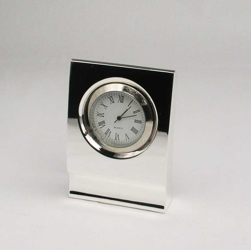 China Manufacturer Single Silver Desk Quartz Clock Gift