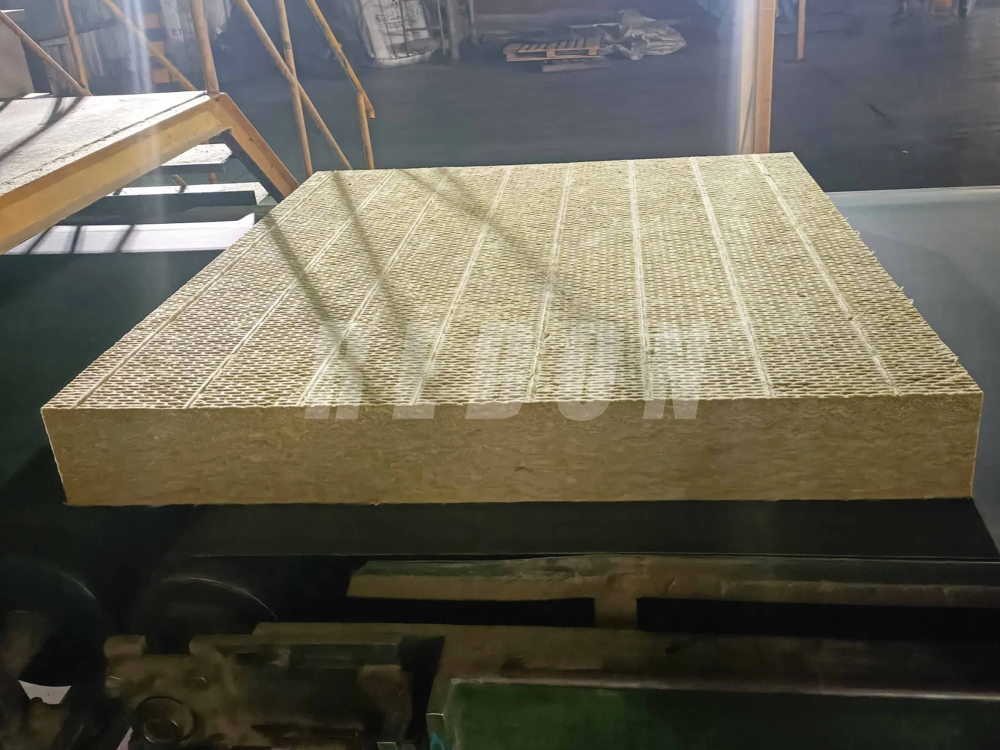 China Sound Heat Thermal Insulation Refractory Rockwool Board