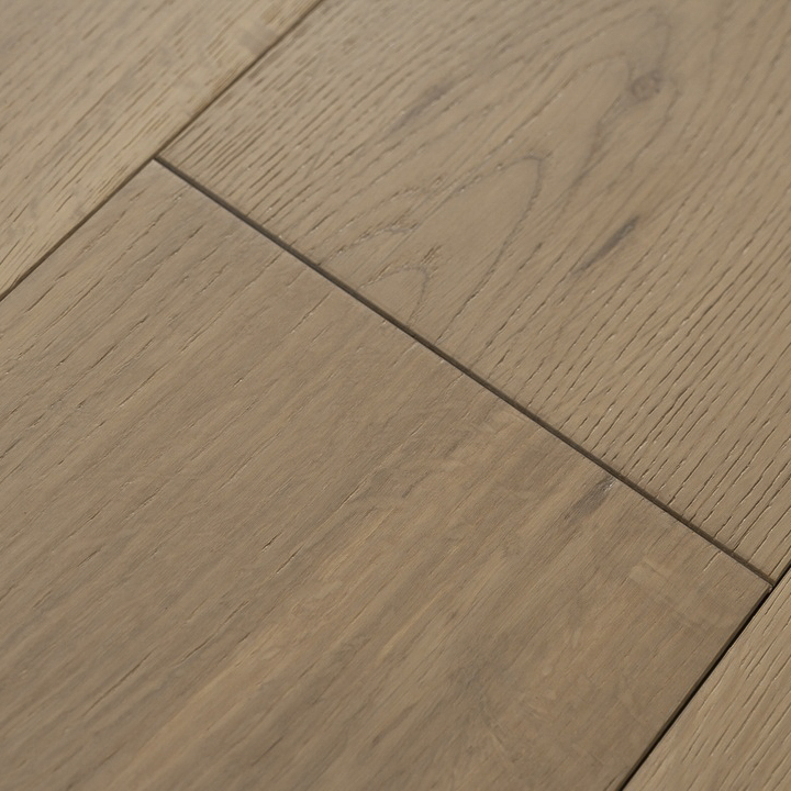 Stylish 910mm European Oak Flooring for Luxurious Interiors