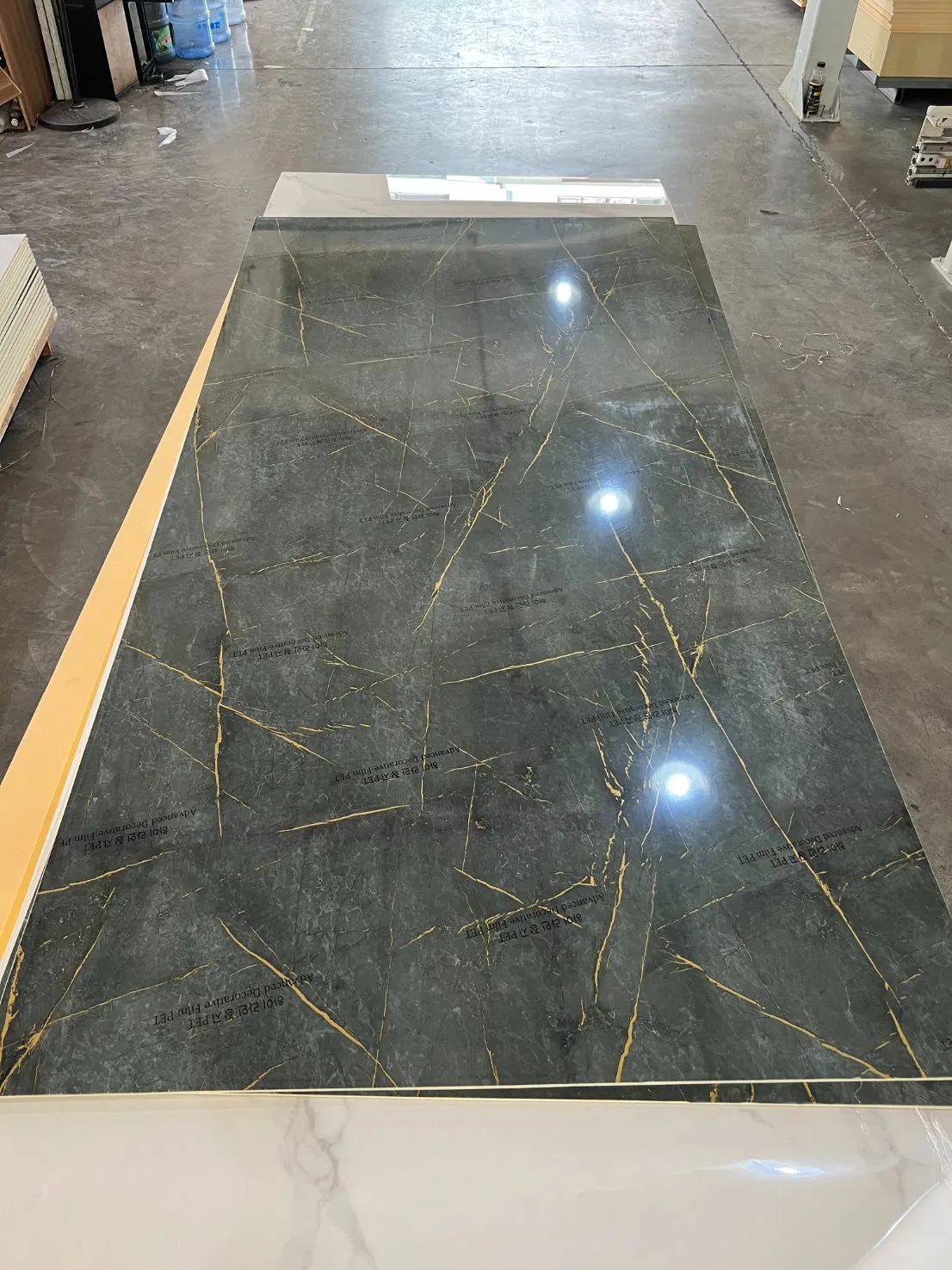 2024 Wholesale Wood Veneer Waterproof MDF Board