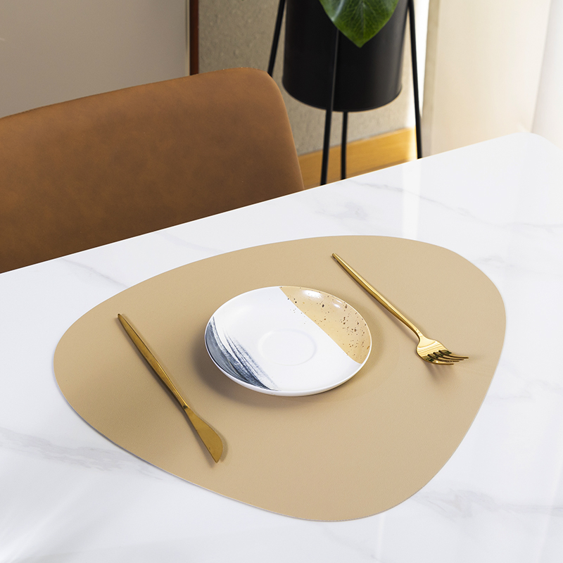 Waterproof Anti Slip Table Mat Heat Insulation Faux Leather Placemats for Dining Table