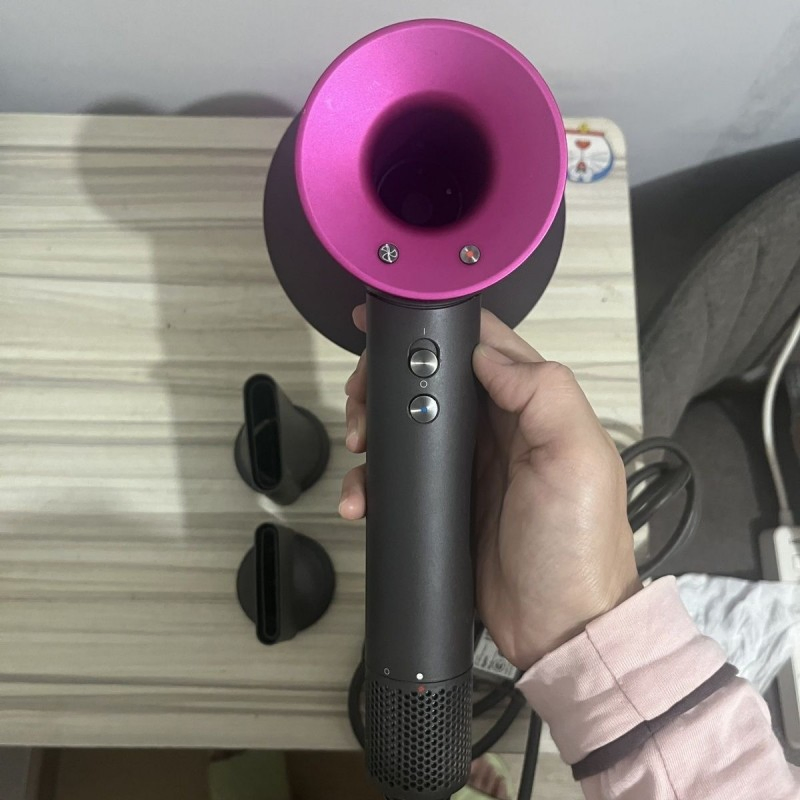New-Style Fashionable 2025 Updated Diffuser 1800W Women Curly Ionic Hair Dryer
