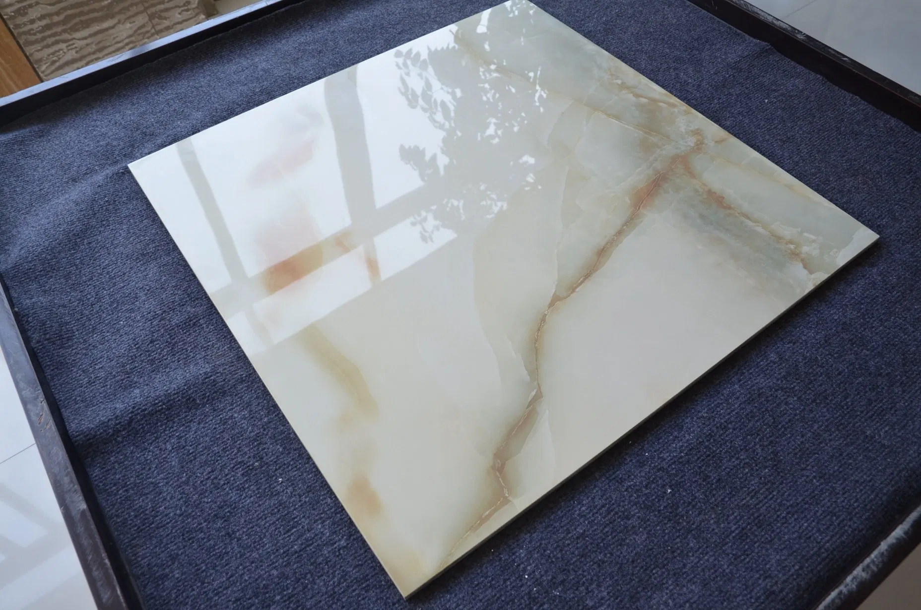 Contemporary Floor Patterns Porcelain Ceramic Tile for Family Room