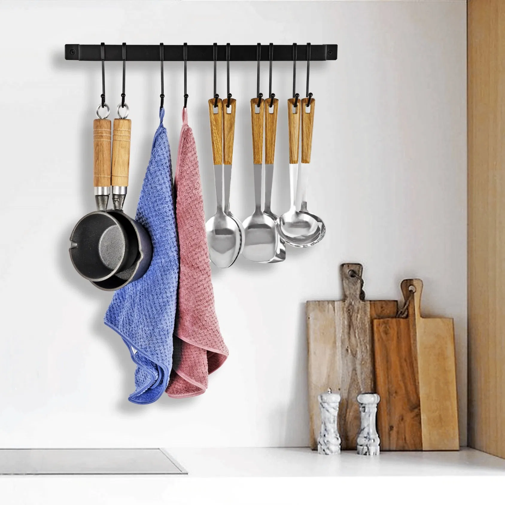 Black Metal Wall Mounted Hooks Hanger Rack for Kitchen Utensil Organization