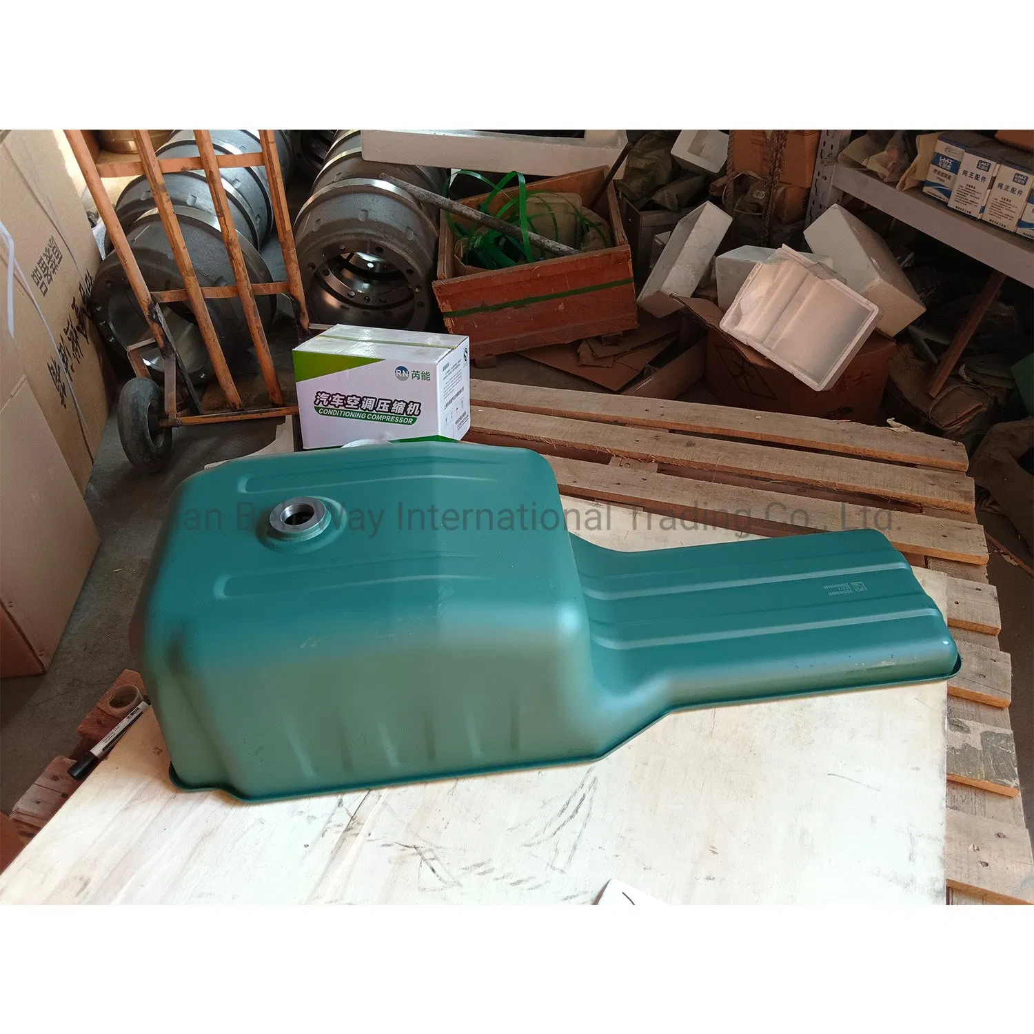 Поддон картера двигателя Sinotruk HOWO D12 Vg1246150010