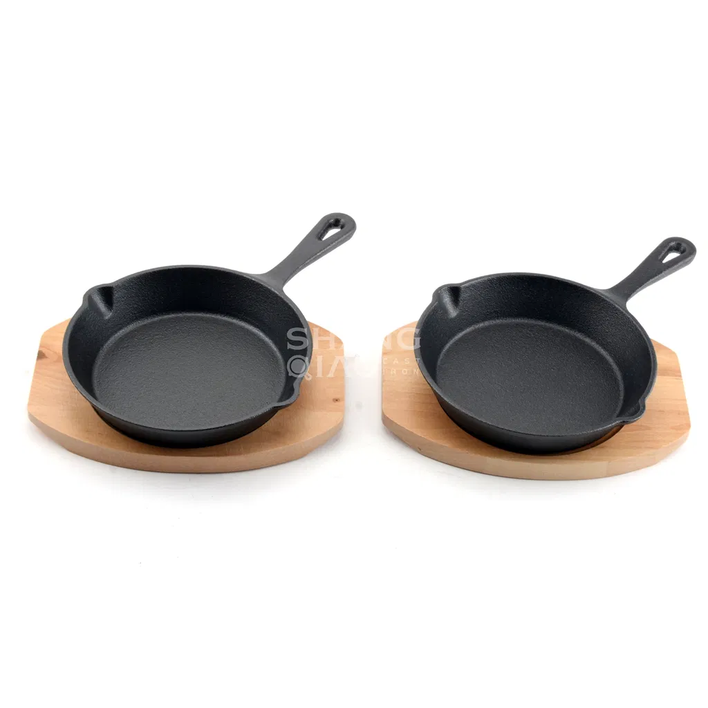 Non-Stick Round Cast Iron Gratin Dish and Wooden Tray