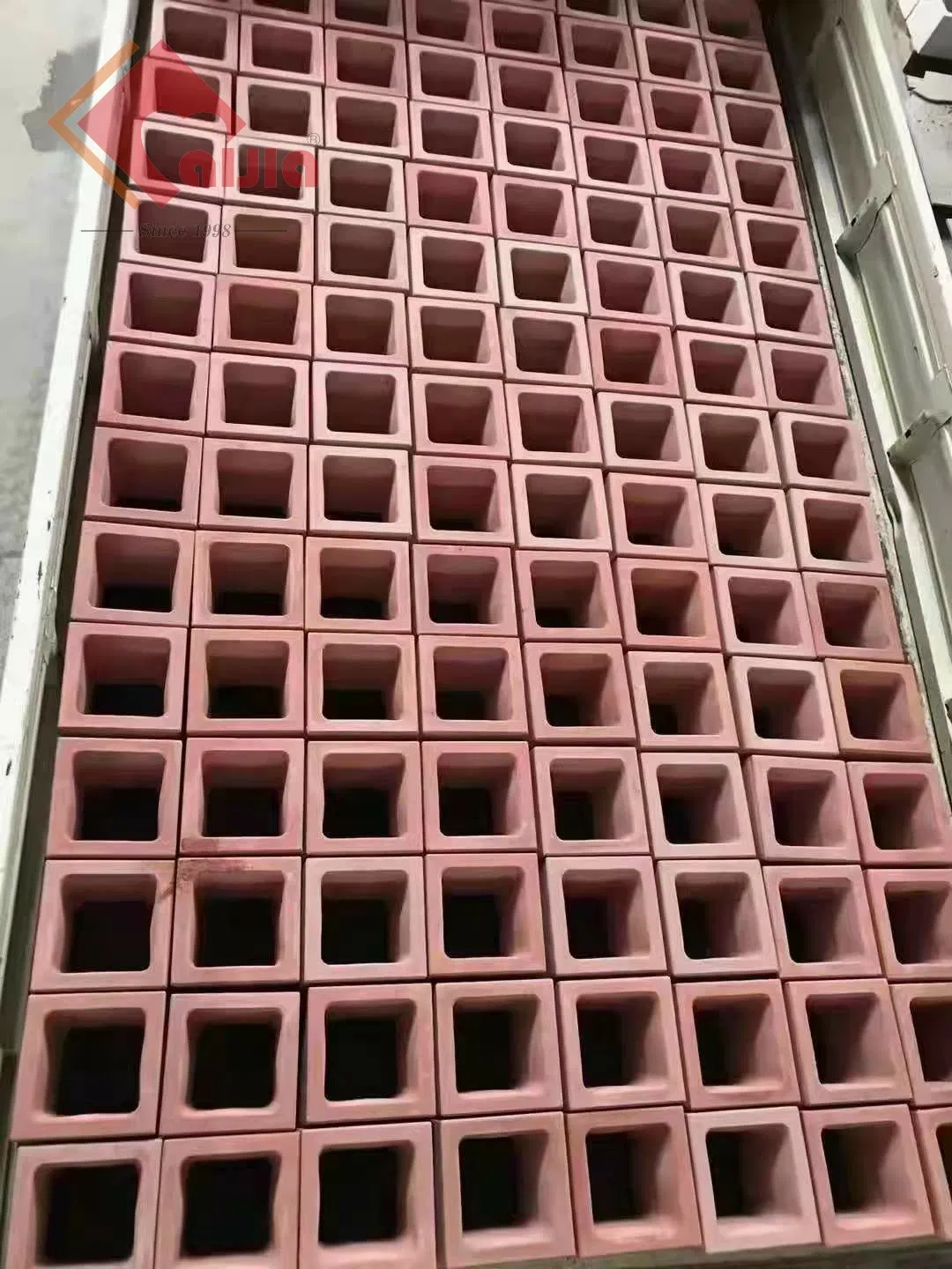 Clear Water Brick Cement Material 200X200mm for Exterior Wall