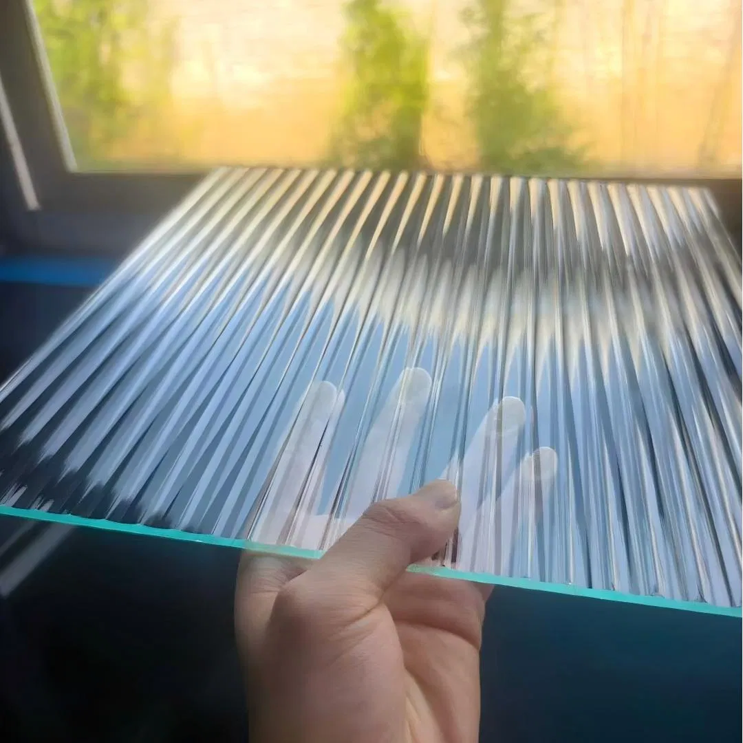 6mm 8mm 10mm 12mm Extra Clear Reeded Low Iron Patterned Glass