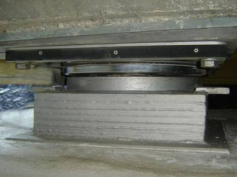 Qz Series Spherical Bearing for Bridges Corrosion Resistant Heavy Duty Spherical Bearing with PTFE Sliding Surface