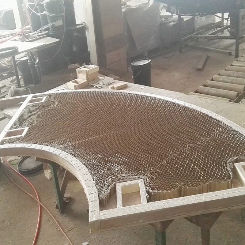 Fill The Gap Inside The Door with Honeycomb Paper Core