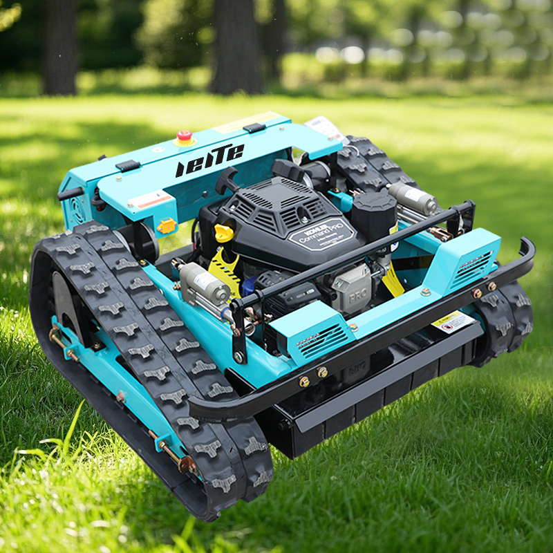 Робот-газонокосилка с дистанционным управлением и гусеницами