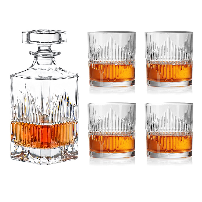 800ml Whisky Whiskey Glass Bottle with 4 Glass Cup Whiskey Glasses Set Whiskey Decanter Set