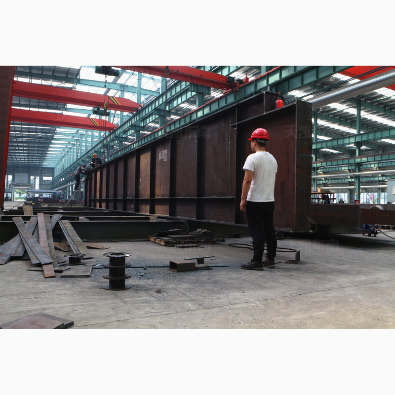 Premium 2.5m Steel Driving Beam for Industrial Applications