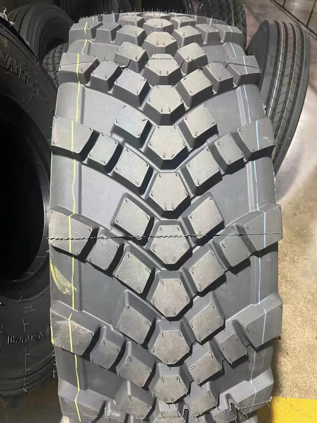 Шина 425/85R21