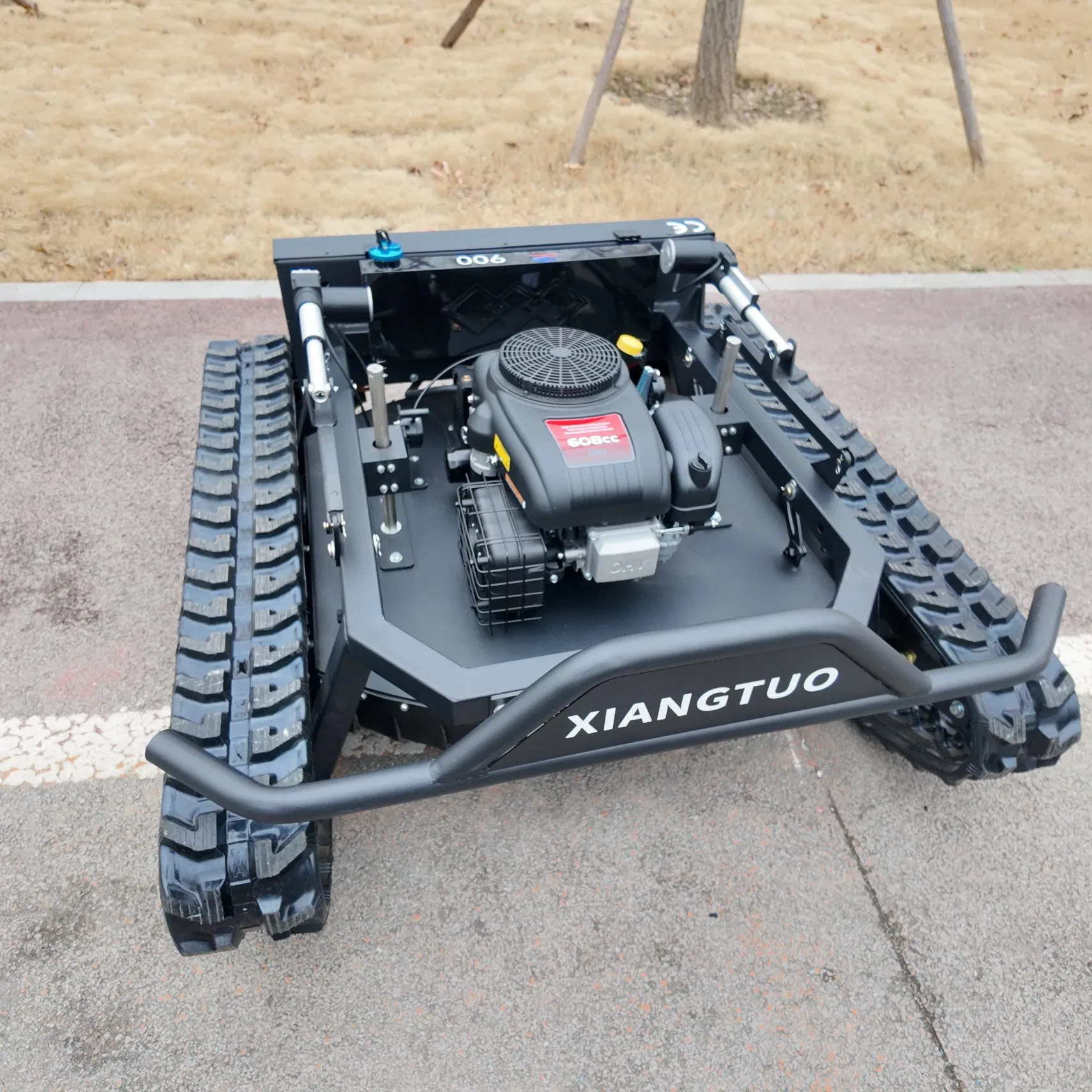 Робот-газонокосилка на гусеницах, 900 мм, электрическая