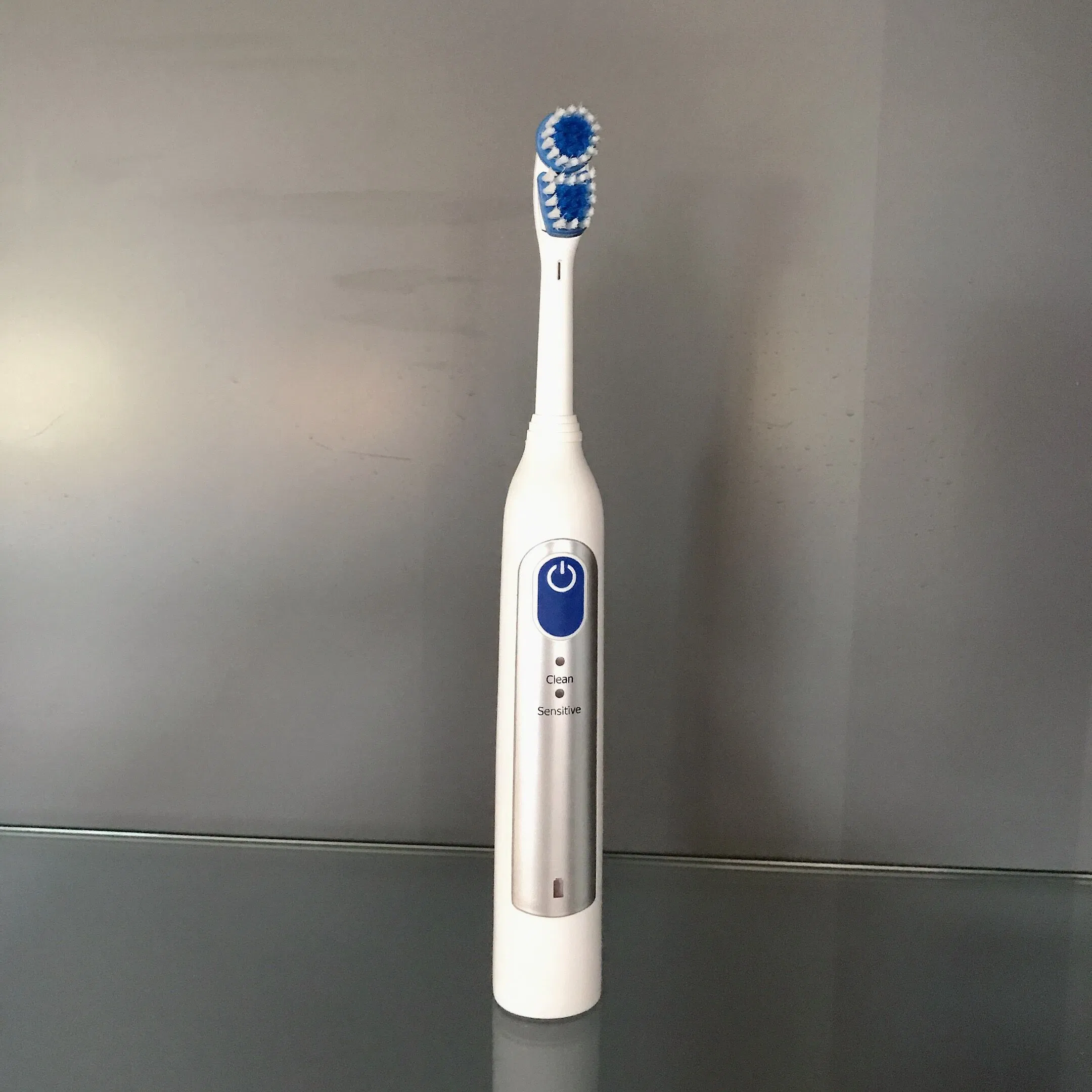 Hot Sale Rechargeable Waterproof Electric Ultra Fine Clean Doctor Rotary Toothbrush