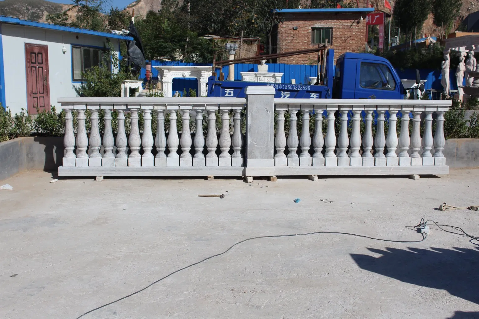Factory Wholesale Hand Craft White Carrara Fence Stone Sculpture Stair Balustrade (SY-B008)