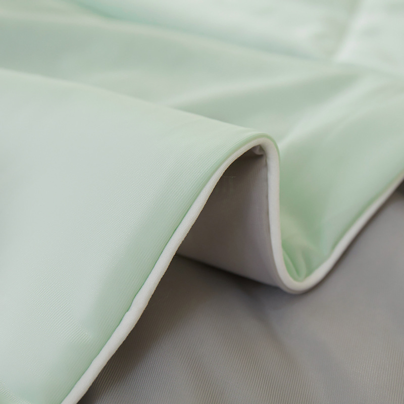Wholesale Lightweight Summer Comforter Cooling Quilts Comfortable Baby Bedding Blanket Hot Sleeper Cooling Blanket