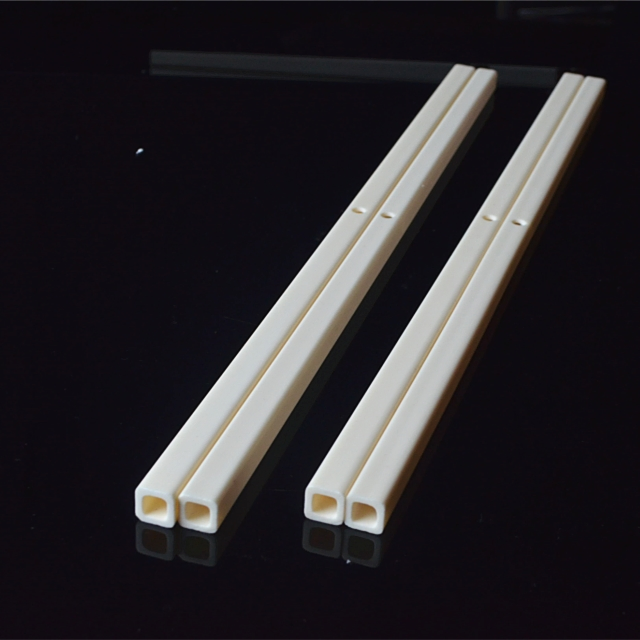 Керамическая труба из оксида алюминия и циркония