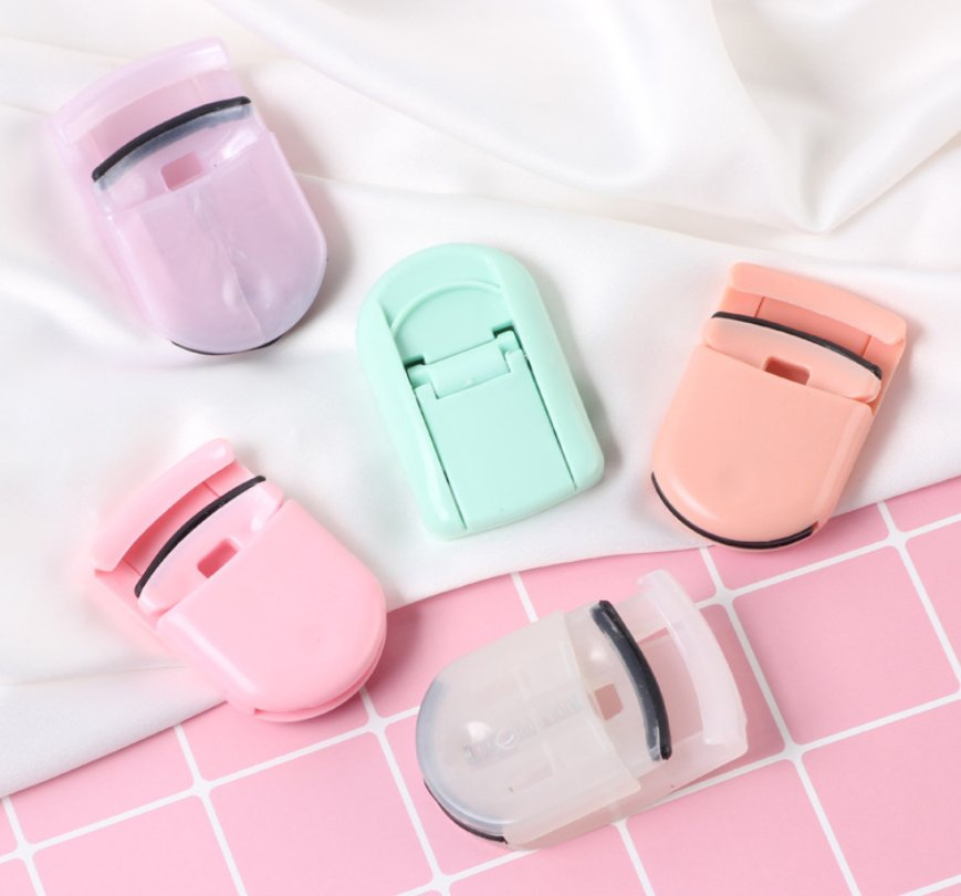 Mini Colorful Portable Makeup Tools Plastic Eyelash Curler