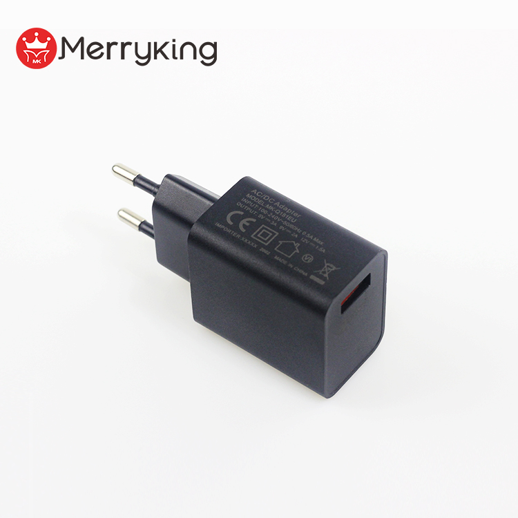 OEM Logo Europe Hot Sale 230V AC Inpout DC 5V 9V 12V USB Charing Adapter Wall Mount Cell Phone Charger 18W
