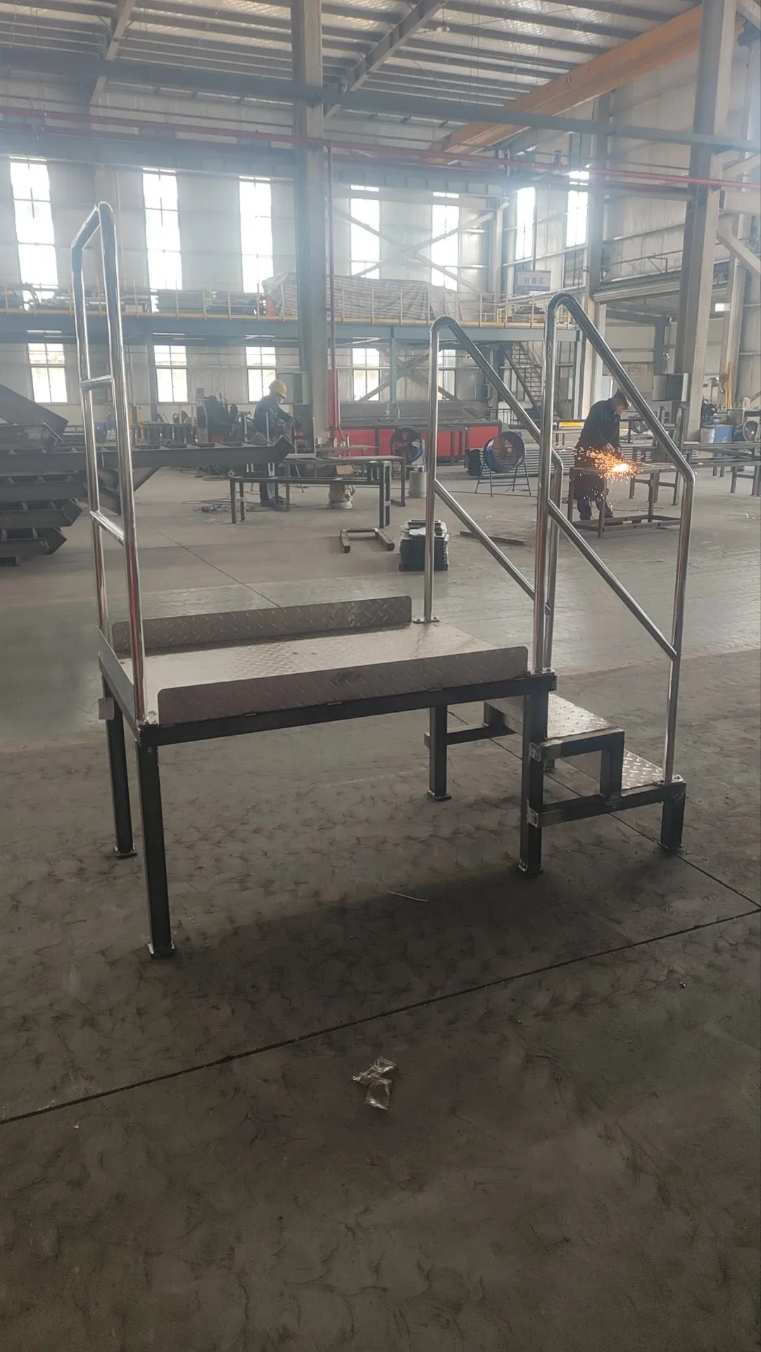 Factory Supply Bolting Stainless Steel Staircases for Warehousing and Logistics Center