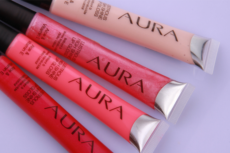 Soft Tube Liquid Lip Gloss with Matt Black Cap