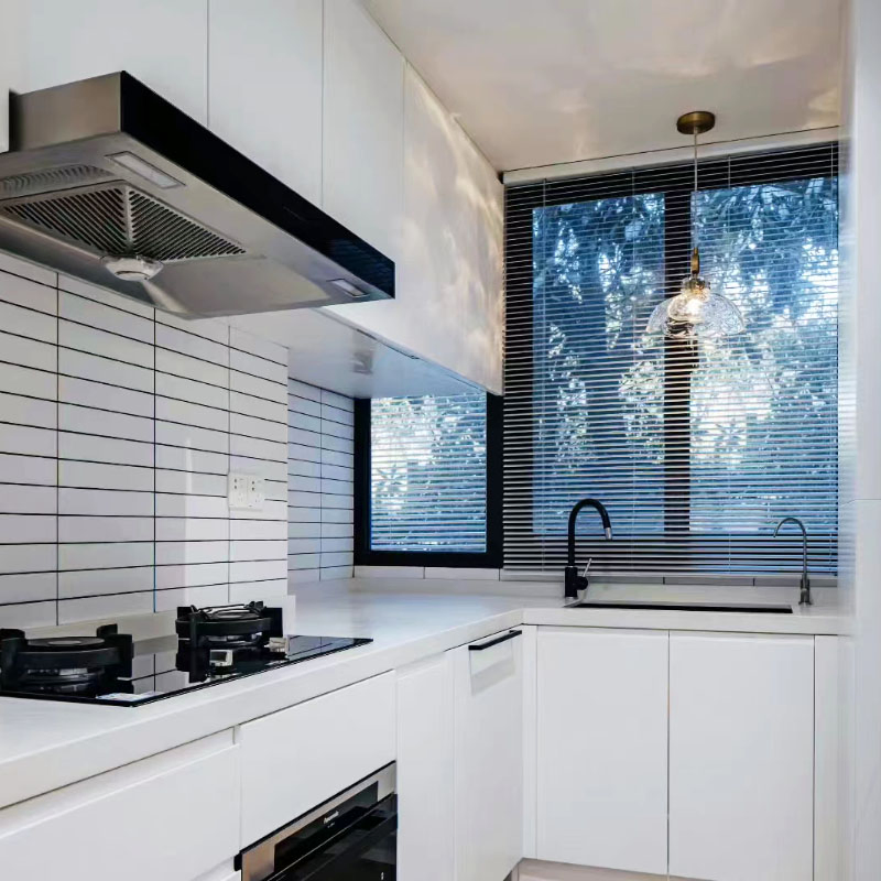 Classic White Vinyl Venetian Blinds 25mm PVC Customized Window Blinds